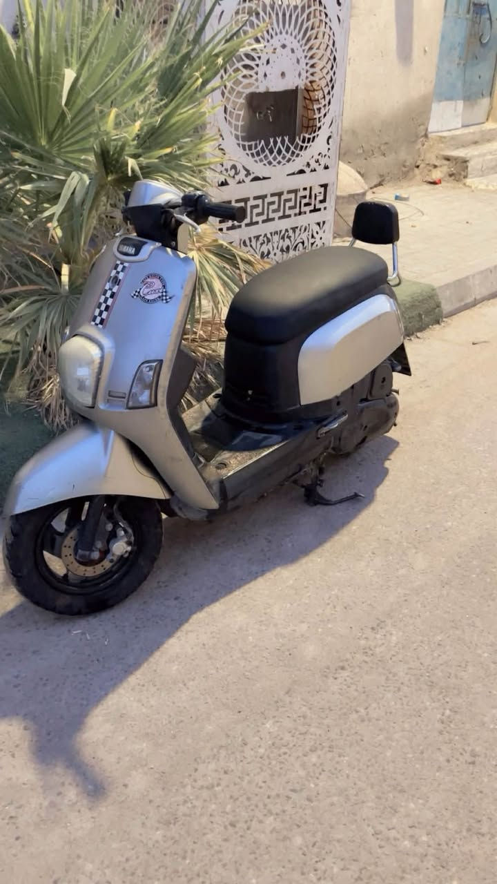 دراجه بواليسي نوزل تجي تفحص وتاخذ
تريد تاخذهه الي مصلح بعد هاي يمك تبقه السعر 750 
المكان البصرة الحيانيه شارع البلديه 
رقم الهاتف ***********
