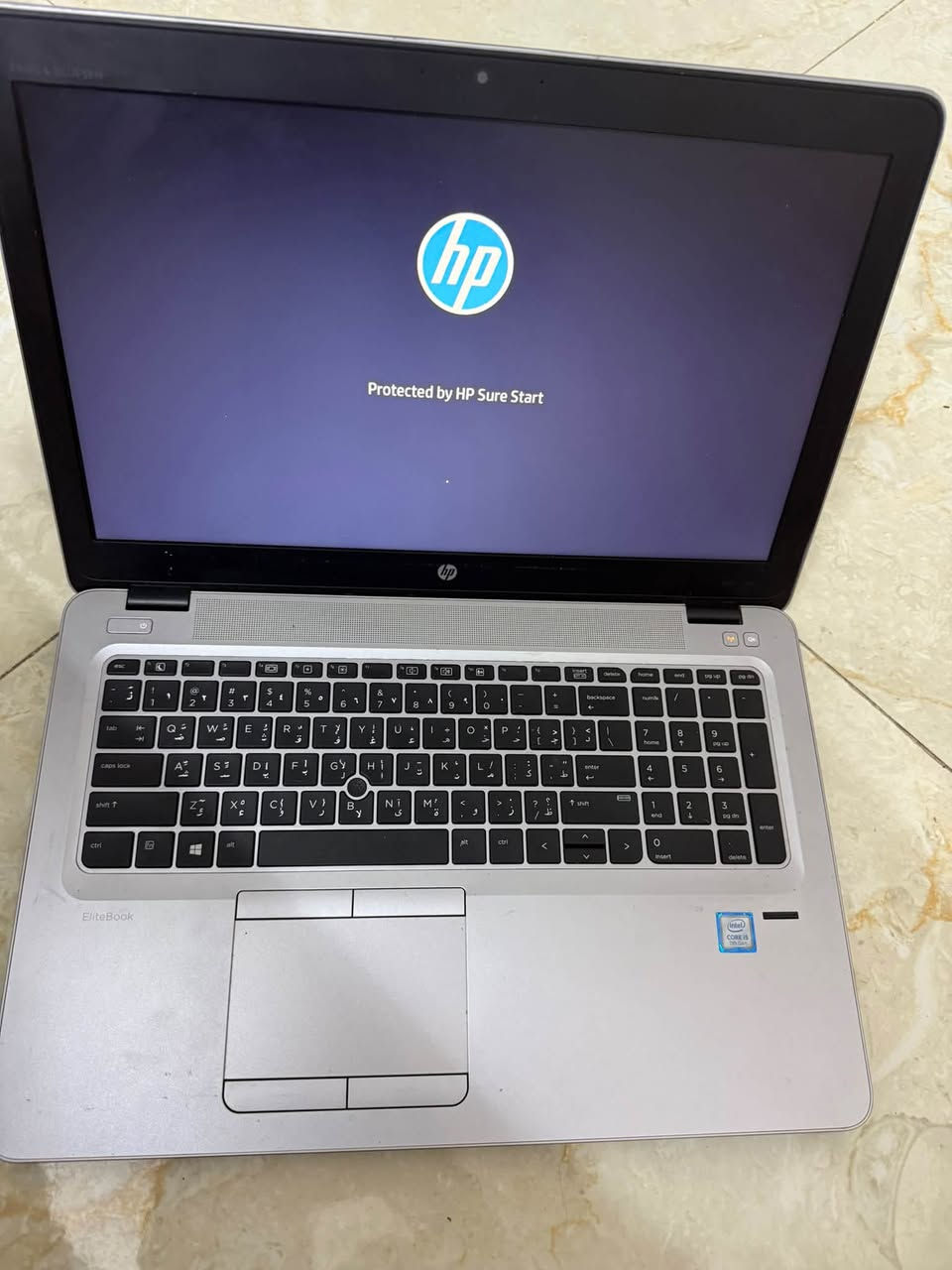 السلام عليكم لابتوب (hp)للبيع نضيف كلش مثل ما واضح بل صوره وهاي مواصفاته وكامل ملحقات عنوان المدائن السعر (***********)متواجد خاص

نص مكتوب في الصور:
- حول مساحة التخزين 238 GB SSD SanDisk SD8TN8U-256G-1006 معرف الجهاز 9F27C742-CBA8-465C-8D8B-D60C43627AC1 معرف المنتج 00331-10000-00001-AA440 نوع النظام نظام تشغيل بإصدار ٦٤ بت ومعالج يستند إلى x64 القلم واللمس لا يتوفر إدخال باللمس أو بالقلم لجهاز العرض هذا الأسئلة المتكررة كيف يؤثر وجود ٨-١٦ غيغابايت من ذاكرة الوصول العشوائي على أداء الكمبيوتر؟ هل يمكنني تشغيل التطبيقات الحديثة بسلاسة باستخدام سعة RAM هذه؟ هل وحدة معالجة الرسومات (GPU) كافية لتجربة الألعاب والفيديو عالية الجودة؟ كيف يمكن أن يؤدي وجود وحدة معالجة رسومات (GPU) مخصصة إلى تحسين تجربتي وإنتاجيتي؟ هل أقوم بتشغيل أحدث إصدار من نظام تشغيل Windows؟ ما هو أحدث إصدار من Windows؟ نسخ مواصفات Windows الإصدار Windows 10 Pro الإصدار 22H2 تم التثبيت في ٢٠٣٦/٠٩/٠٩ إصدار نظام التشغيل ١٩٠٤٥,٦٣٨٢ قراءة اتفاقية خدمات Microsoft التي تنطبق على خدماتنا
- حول م ذاكرة RAM المثبتة ٨,٠٠ غيغابايت السرعة: ٢١٣٣ ميغا هرتز المعالج Intel(R) Core(TM) i5-7200U CPU @ 2.50GHz 2.71 GHz بطاقة الرسومات 128 MB Intel(R) HD Graphics 620 مساحة التخزين 238 GB تم استخدام ٣٠ GB من GB ١١٨ إعادة تسمية هذا الكمبيوتر DESKTOP-9EG2GCN HP EliteBook 850 G4 مواصفات الجهاز اسم الجهاز DESKTOP-9EG2GCN المعالج Intel(R) Core(TM) i5-7200U CPU @ 2.50GHz 2.71 GHz ذاكرة RAM المثبتة ٨,٠٠ غيغابايت (٧,٨٨ غيغابايت مستخدم) بطاقة الرسومات Intel(R) HD Graphics 620 (128 MB) مساحة التخزين 238 GB SSD SanDisk SD8TNBU-256G-1006 معرف الجهاز 9F27C742-CBA8-465C-8D88-D60C43627AC1 معرف المنتج 00331-10000-00001-AA440 نوع النظام نظام تشغيل بإصدار ٦٤ بت، ومعالج يستند إلى x64 القلم واللمس لا يتوفر إدخال باللمس أو بالقلم لجهاز العرض هذا
