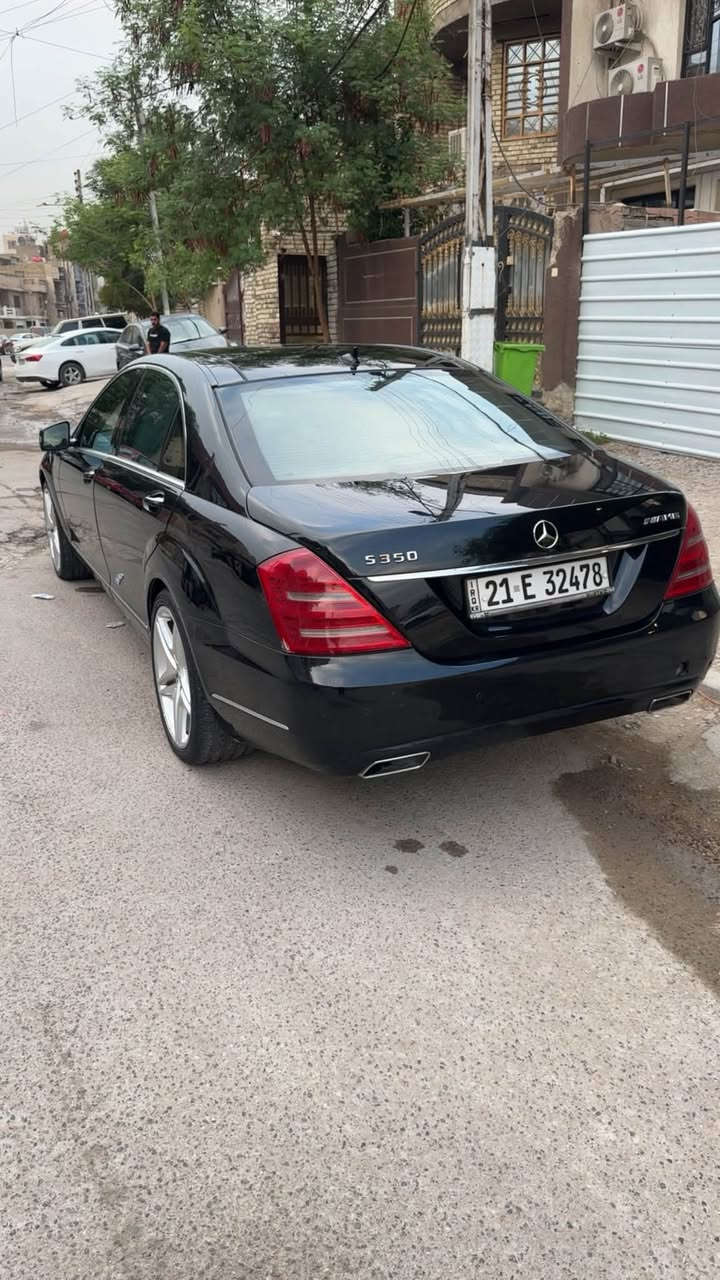 مرسيدس 35s موديل 2011 باب طويل للبيع محرك v6 كت AMG
فول مواصفات 

السقف / بانوراما

محرك ابو الخراطيم 

حساس امامي خلفي 

خمس بردات

ابواب وجنطة شفط

ناظور ليلي 

لايت داينمك

كشنات تدفئة تبريد 

خمس تجاوي 

كشنات الخلفية منفصله وكهرباء 

العداد 129كم 
الرقم سليمانية بأسمي تريد تحويل تريد وكالة 

السعر 19000$ ارخص مرسيدس بهذا الموديل والمواصفات لان مستعجل عالبيع وبالعافية عالياخذها

***********
