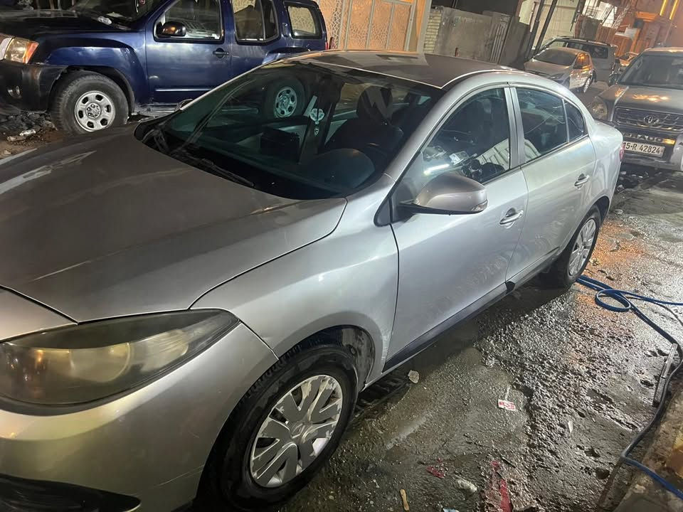رينو فلونس ٢٠١٦ بدون حادث مصبوغة جمالية بسبب جراد 
كير ومحرك و تبريد بلادي شغال ممتاز مابيها نقوصات ماشية ٩٧ الف كيلو مشروع وطني
السعر 67 ورقة
مكانها بغداد الكرادة داخل 
التواصل على رقم 

***********

***********

***********
