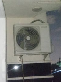 عندي سبالت 2لبيع واحد ونص وثنين طن نوعهن جنرال كول شغالات وماداخلات تص...