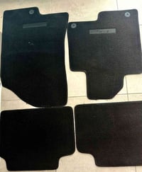 ارضيات k5 اصليه للبيع السعر 40الف 07707136020