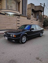 بي إم دبليو 525 • ١٩٩٠ • اوتو