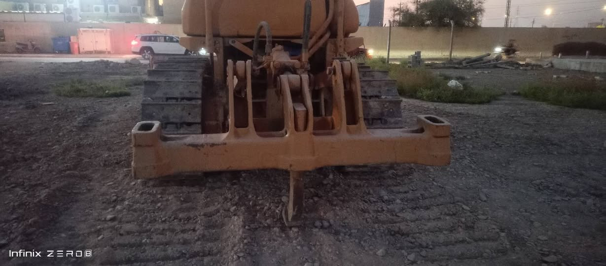 بلدوزر كوماتسو للبيع للاستفسار الاتصال على الرقم ‏‪***********‬‏
