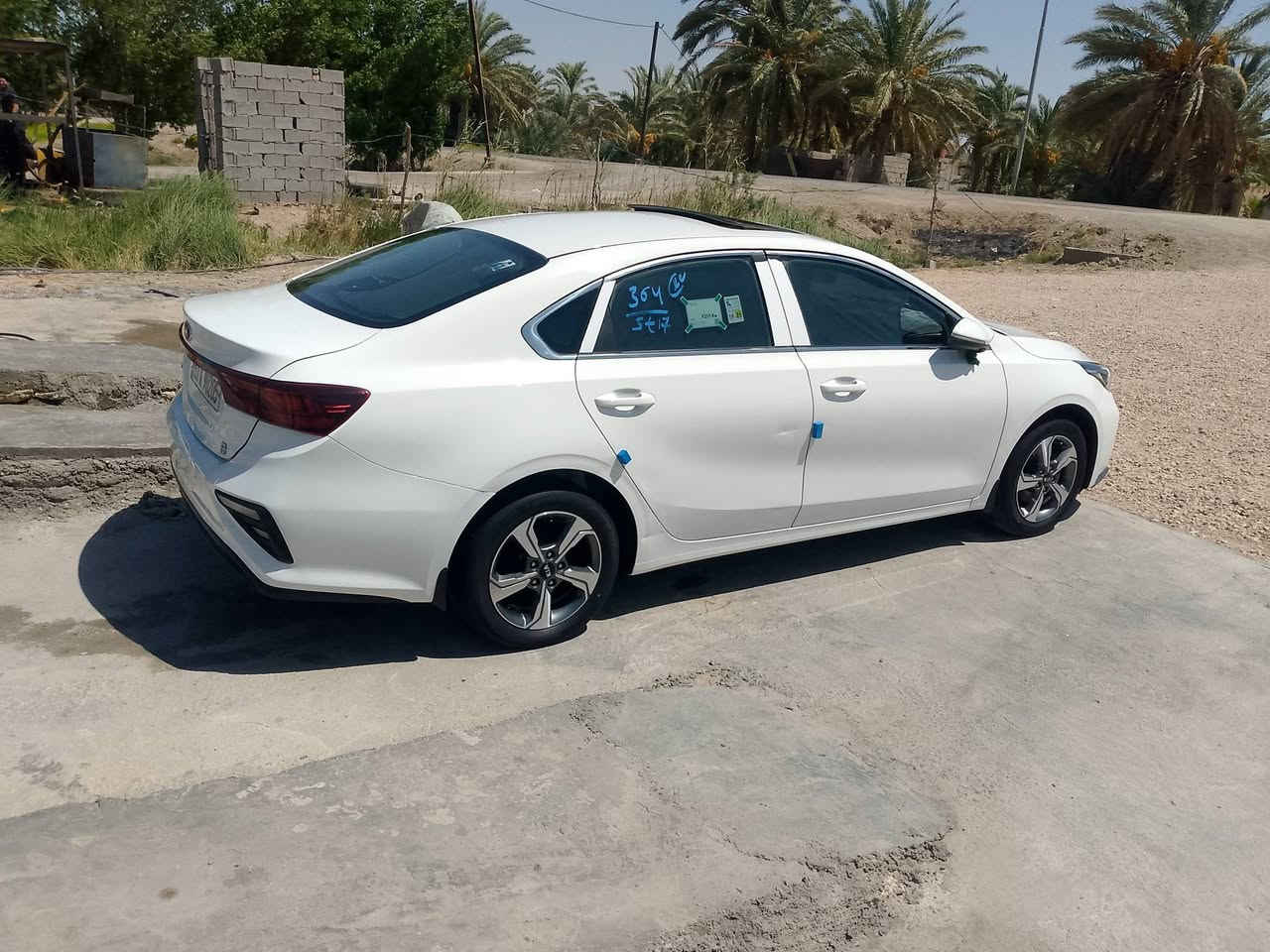 سلام عليكم سيراتو خليجي فول مواصفات مدل ٢٠رقم بغداد دولي مكانه بسماوه سياره مكفوله سياره جاهزه من كلشي سعر خاص ترهم مراوس ***********
