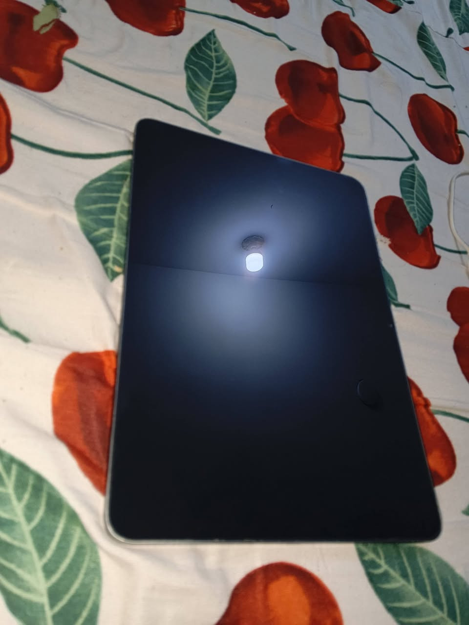 سلام عليكم
ايباد شاومي Xiaomi Pad 6S Pro 
ذاكرة 512 رام16
بطاريه1000 فول الجهاز بس بي شخوط مشخط موضح بل صورة 
ويا قلم وحافضه وجوستك مال العاب تصفح 
شاشه جبيرة والله كلش حلو بس معتاز واريد ابيعه 
السعر450قفل *********** موجود واتساب فقط
