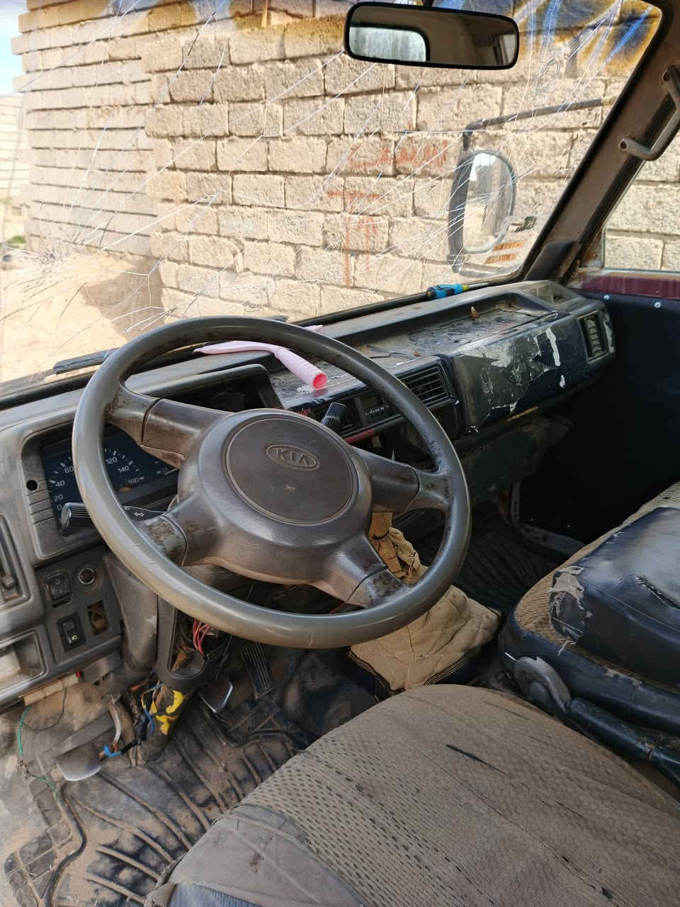 سلام عليكم كيا بنكو للبيع رقم فحص صلاح الدين شرط التحويل محرك مجفت جديد كير جديد بم نوزل مشط ستيرن بور سلف باتري جديد تخم تاير سبرنك ودبل كله جديد سياره جاهزه السعر 28 الاتصال ***********
