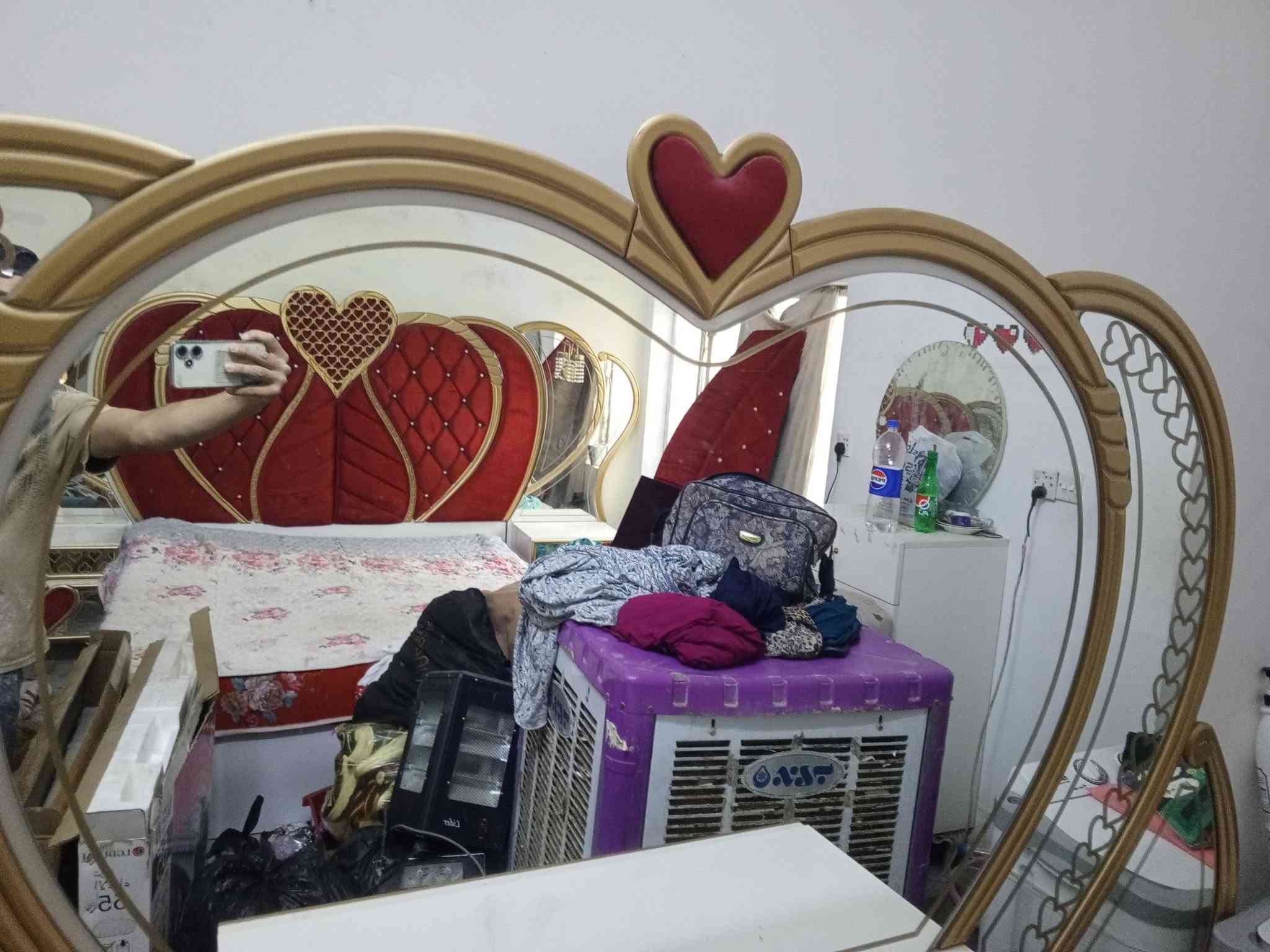 السلام عليكم غرفه تركيه 9قطع للبيع السعر 600
فقط الجك مال خزن خربان رقم ***********

