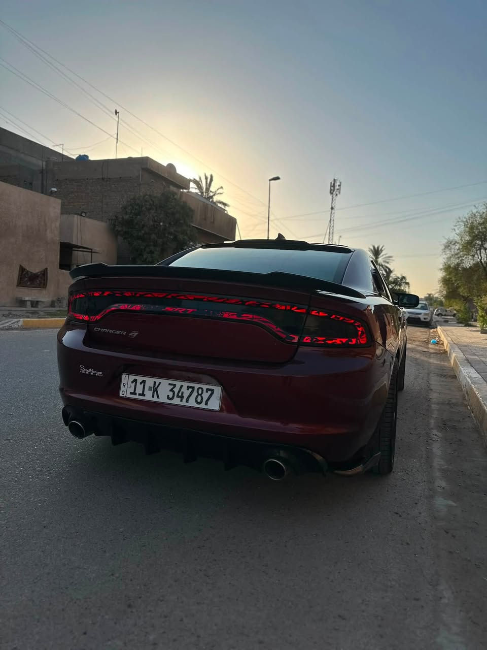 السلام عليكم
دوج جارجر 2019 GT لون ماروني رقم بغداد الجديد
السياره فول مواصفات للاخير 
كشن جلد كهرباء 
فتحه 
رادارات
عليها كت srt
السياره حادثها سرقه 
3 قطع تبديل جاملغات ثنين وبنيد بدون دواخل بدون ايبراك بدون شاصي بدون لغد
وبيها صبغ بيبان ثنين الاماميه  فقط رش بدون ضربه
السياره استعمال شخصي وبدون حادث
السعر 17300$
التواصل ***********
