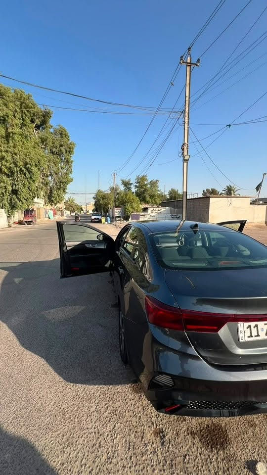 السلام عليكم فورتي مديل 2023 وارد امريكي
حادثها بامريكا كسر الدعامية الخلفية فقط
وصار بيها حادث بلعراق موضح بلصور 
محرك وكير وشواصي لغود تبريد كفالة
مواصفات نص امريكي 👍🏻
السعر 140 وبيها مجال قليل 
للأستفسار ***********
