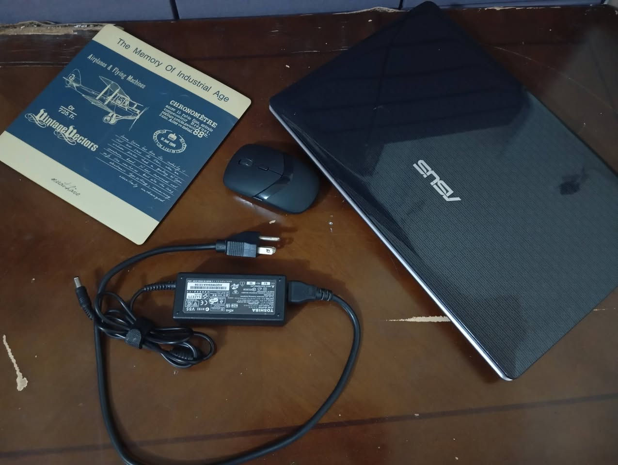 لابتوبASUS K53سطحها اللمنيوم بارد
الهارد:128SSD سريع

الشاشة:حجم15٫6 60هرتز

الرام:8G

المعالج:انتل Ci5الجيل الثاني

كرت الشاشة:منفصل انفيديا 2Gو مدمج610

الملحقات:شاحن85vسريع و هدية(ماوس لاسلكي+باد ماوس) وتحتوي اللابتوب على DVDاقراص

السعر 200الف (للتواصل ***********على الماسنجر والواتساب والتلكرام)
