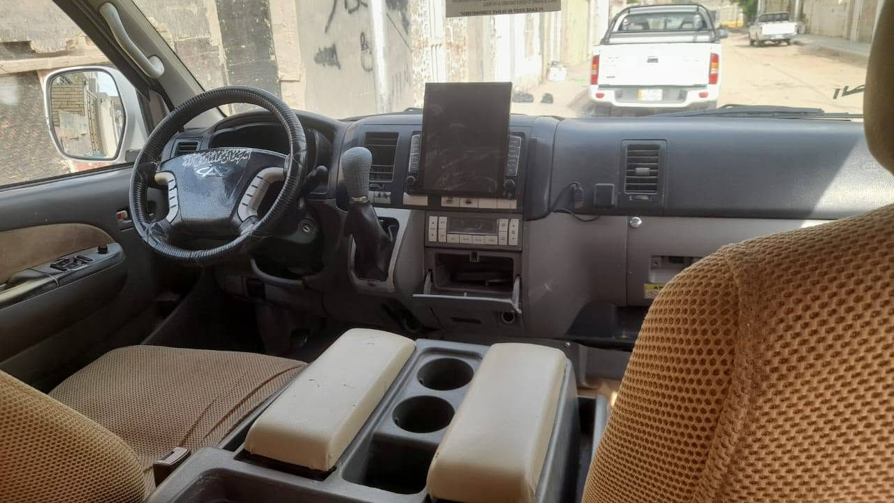 موديل ٢٠١٢ • مكينة ٢٥٠٠ • نجف