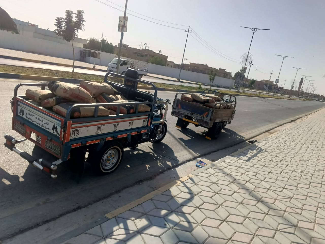 السلام عليكم
اسمنت طن 
ايش قد ما تريد يوصل لك ما تريد يوصل لك
راح اخليكم الرقم ***********
رقم الواتساب ***********
