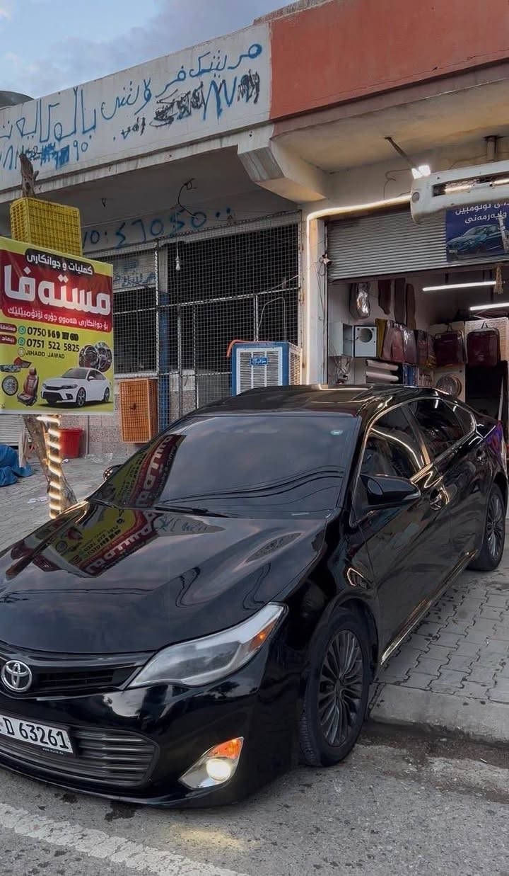 تویتا اڤەلۆن ٢٠١٣ قەپات مواسەفات تەنها گوشن خەزن نیە سبوخ حام کەوتۆتە سەر سەقف  گیر مەکینە کارەبای بەناو کردن هەموو گیانی بەشەرت سەنەوی تاکو ٢٠٢٨  سعری ١٢٥ 
رقم تلفۆن *********** شقلاوة, أربيل

