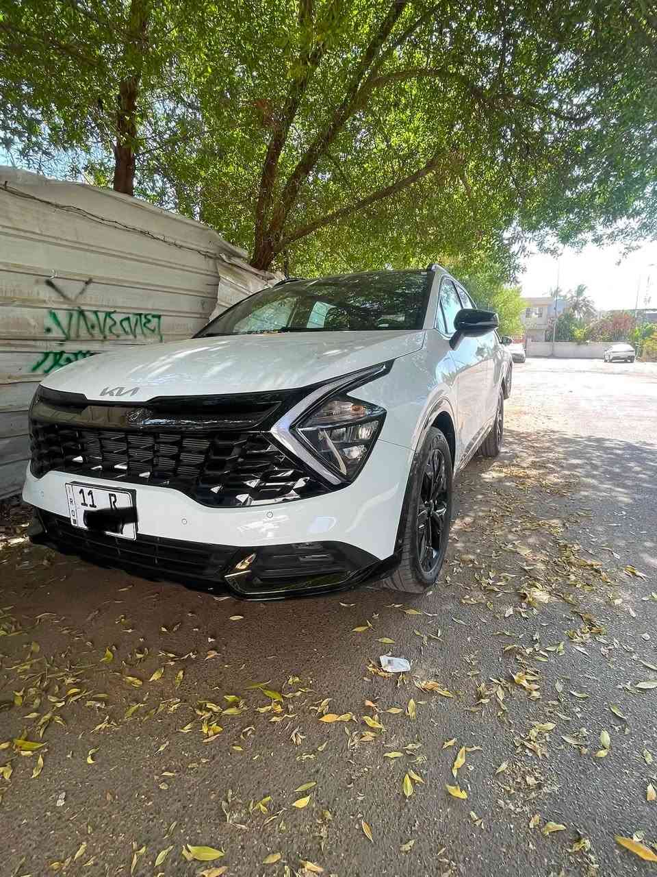 سبورتج2025 بلاك ادشن فول واحد علا واحد ماوراها سيارا مابيها اي حالا  بنوراما كشنات تدفأ ماشيه 8 الف سعر 235 ورقه رقم بغداد الجديد (نكليزي) مكان بغداد اليرموك ***********
