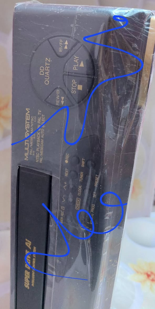 من النوادر
للبيع 
جهاز فديو VHS  من شركه بانسونيك العالميه سوبر درايف 
سستم ( Panasonic SuperDrive ) نظافه 95% 
نقص  كارتون كونترول و 1000 عافيه اللي بيكون من نصيبه .
سعر الجهاز  (ع الخاص ) 
خدمه توصيل لكل المحافظات في العراق 🇮🇶 ودول الخارج 
مع شركه الامزون للتوصيل السريع .
للاستفسار اكثر مصور الشباب ميسان شارع المرور القديم حي المعلمين . ***********
***********   إتصال واتساب تلكرام محمدمعله
