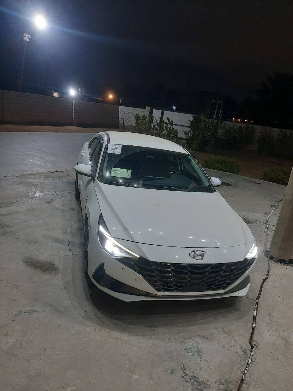 الانترا وارد امريكي 2023 مصبوغة اثر طخات حادثهة كلش بصيط بدون دواخل نهائيا
محرك 2000  السيارة بحالة الزيرو ماشية 30.000  السعر 115$ بغداد جسرديالى ***********
