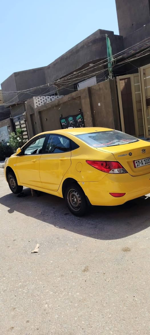 سلام عليكم اكسنت 1400مديل 14خليحي  سياره بيها بنيد مبدل اجيبها عابر  ومكينه وكير شرط 
تبريد حداديه60بل ميه زوج تاير كدام السياره معروضه ب66 وبيها مجال المو شراي  لا يواعد جذب ***********
