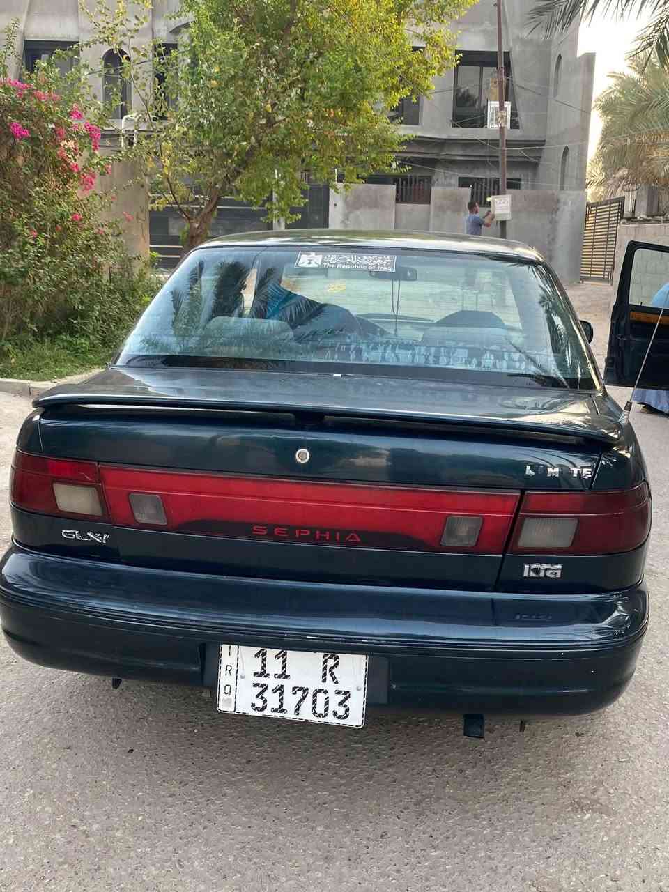 كيا سيفيا موديل 1993رقم بغداد دولي بسمي كير اوتوتماتيك تبريد 🧊  مكينه وكير نضافه كلش سياره مال جناي نصبغت اثر جرد فقط وصور قبل صبغ موجوده سياره مال جناي تراي نعومه صدر حداديه كله جديد سعر 36 وبيهه مجال حك جيه 
رقم لهاتف ***********
