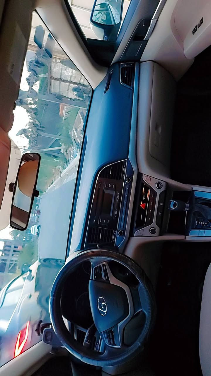 الانتره للبيع   موديل١٧
وارد امريكي 
رقم بغداد  بأسمي 
السيارة داخله كلين.                                                   مواصفات عادية                                                            السيارة جديده استخدام شخصي فقط                            السيارة جديد صورها والتفاصيل                                      داخل المنشور +صور السونار جديد   
لتفاصيل اكثر ***********
مكاني بغداد حي الصحه
