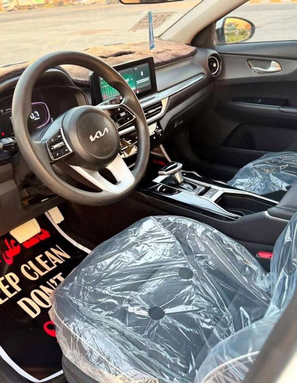 سياره k3 موديل 24 كفاله عامه ماشيه 35 الف سعرها140 ورقه $  وبيها مجال
المواصفات
1-محرك 1500 دبل نوزل تنفس طبيعي دوشً
2-فتحه بسقف
3- دخول ذكي مع ترحيب اضائه بلبيبان
4- تشغيل بصمه 
5-حساسات امامي وخلفي 
6- كاميرا خلفيه 
7-فول تحكمات
8-شاشه تحكم +شاشه تصفح
9-كشنات جلد لون اسود 
10-تحكم ستيرن كامل 
11-رقم اربيلي 
12-السنويه لسنه 2030 تنتهي
رقم الهاتف لتواصل ‏‪***********‬‏
