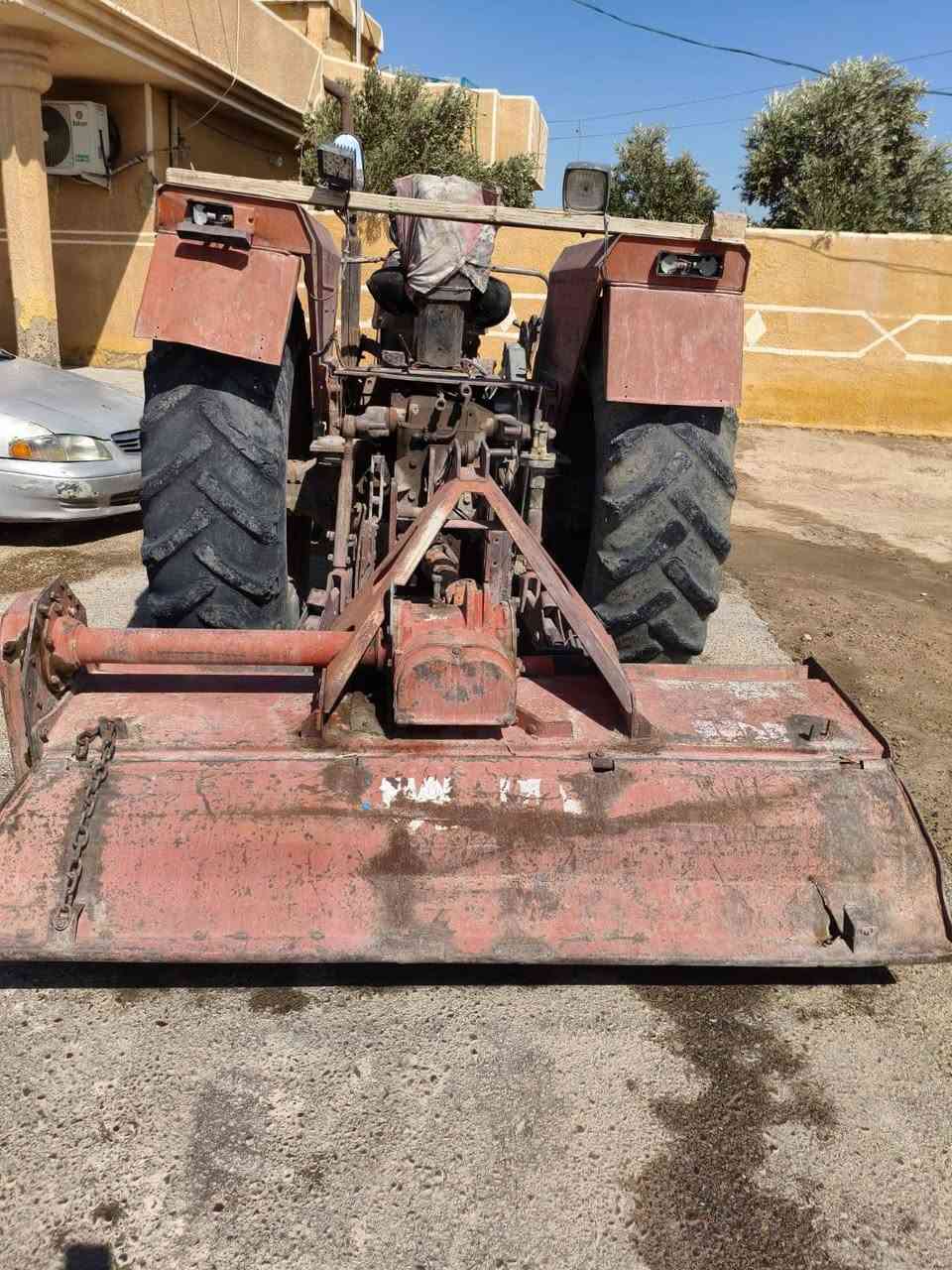 السلام عليكم
مكينه عنتر 80 محسن مجفته. بنهايه الموسم الماضي مكينه خير من الله وراها رباشه تركي وديجر. رايدها 6 مليون وبيها مجال لو ماعندي مريض ما ابيعه ونسأل الله لايعوز احد ولا يشوفكم مكروه. ***********
