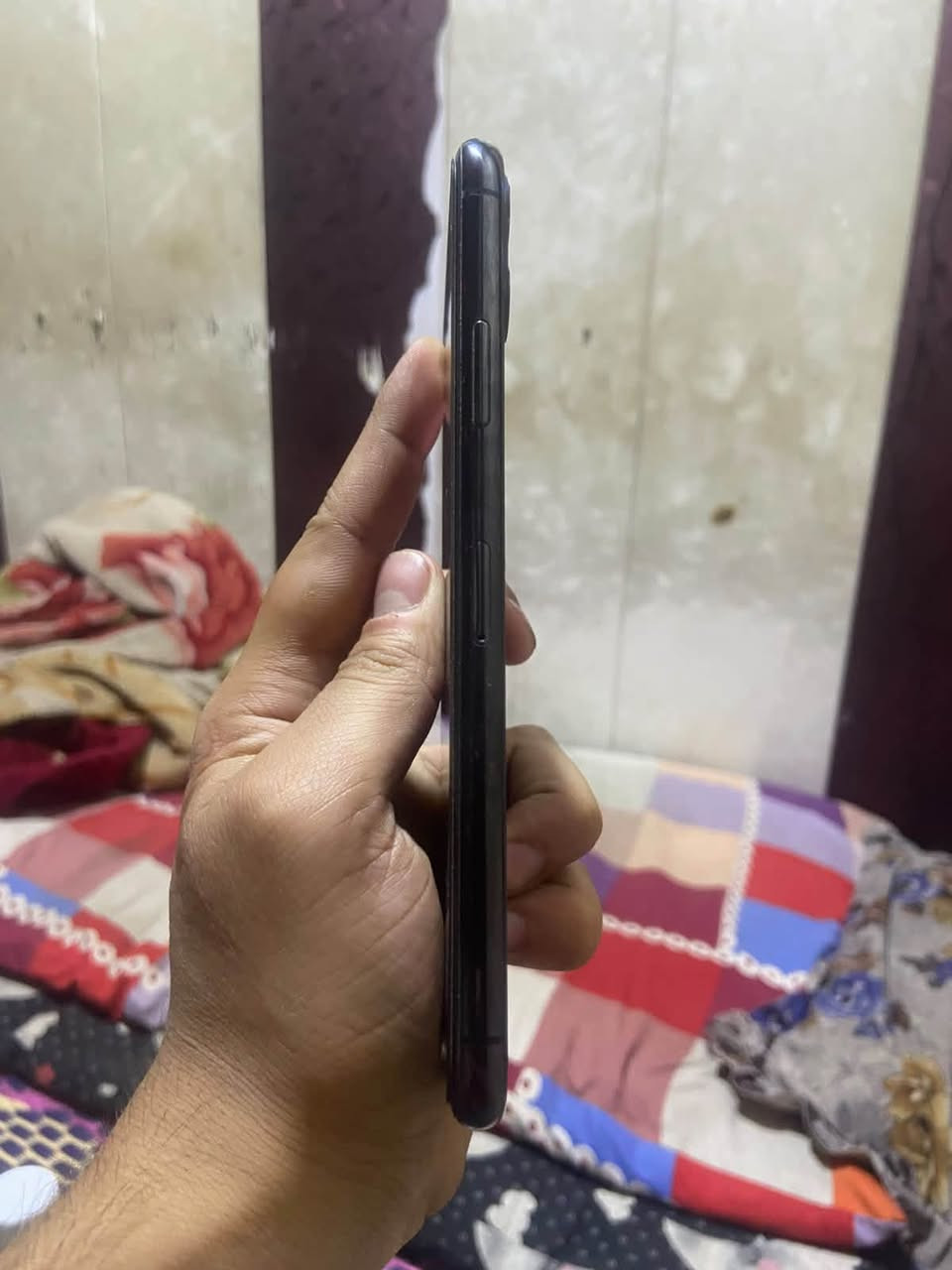 ايفون 11 برو ماكس • اسود • بطارية ٧٥%