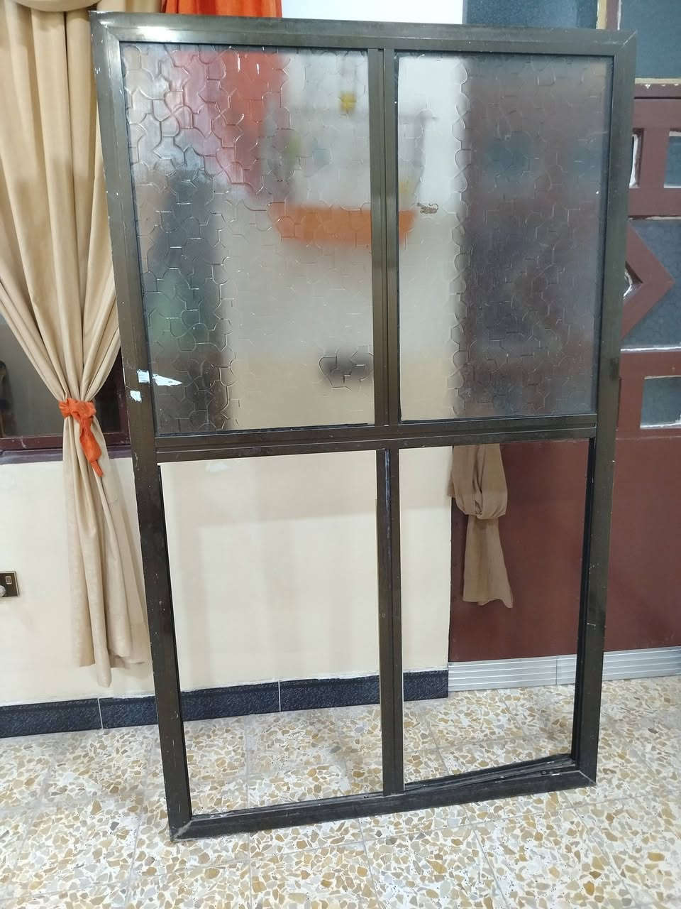 المنيوم • ارتفاع ٢٤٠ • متر ونص