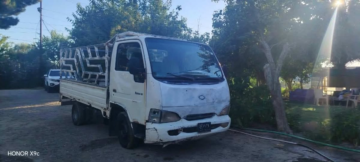 سامسونك • محرك خيط • تايرات نص عمر