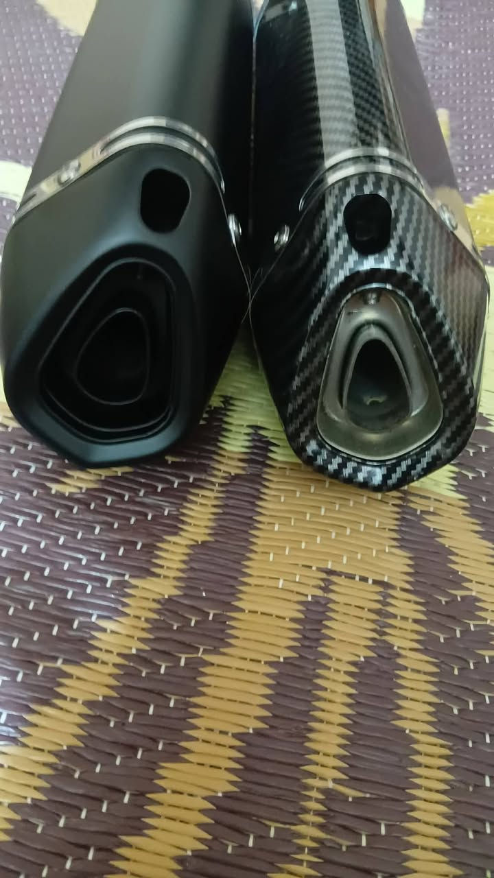 السلام عليكم 2 صالانصات رياضي يرهم لجميع الدراجات الكبيره أو الصغيره بدون بوري ثنينهن ب80 أو بيهن مجال للشراي الرقم***********
