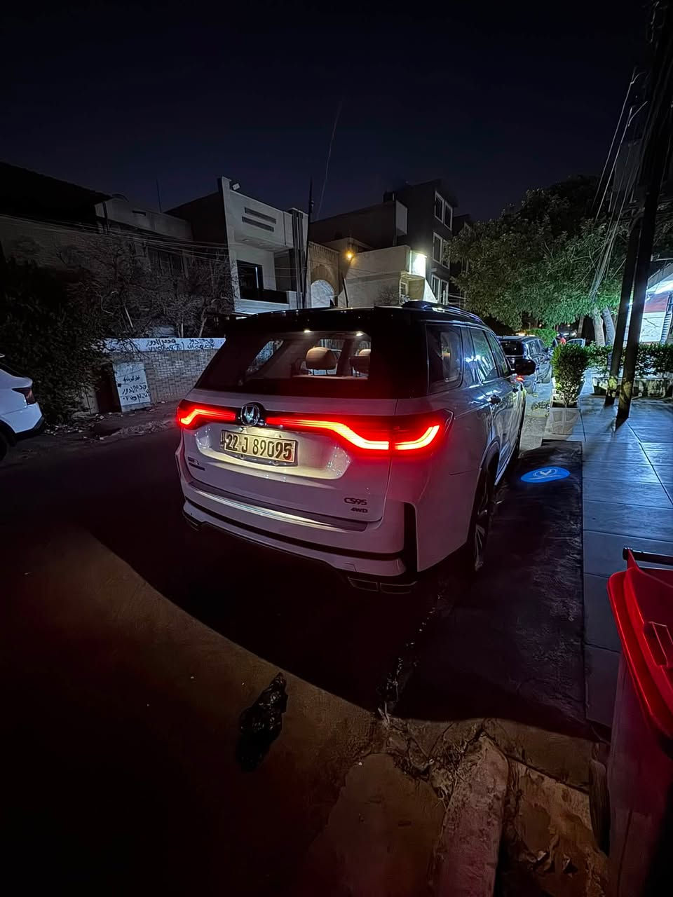 السلام عليكم موديل 24  ماشيه 54,000  الف
لاستفسار  ***********
