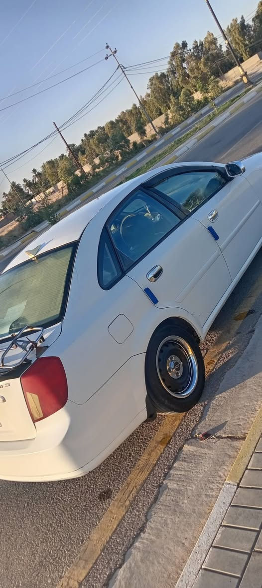 🚘 للبيع فورنزا 🚘
🔹 الموديل: 2005
رقم بغداد نكليزي مشروع وطني 
🔹 المحرك: 1.6 اقتصادي
🔹 القير: أوتوماتيك
🔹 اللون: أبيض
🔹 السيارة نظيفة ومرتبة
🔹 تبريد ثلج❄️ 
🔹 زجاج كهربائي
🔹 قفل مركزي
🔹 استخدام شخصي
بسمي تحويل مباشر هزه جديده ماصار فتره
تايرات امامي جدد
الخلفيات نص عمر محرك حاويه جديد ماصار 15يوم من شاده 
🔹 جاهزة من كلشي
📍 الموقع: ________واسط قضاء بدره 
📞 للاستفسار والتواصل: ________*********** 
🌹*مامتواجد ع النت*

ترهم مراوس ب صفراء
