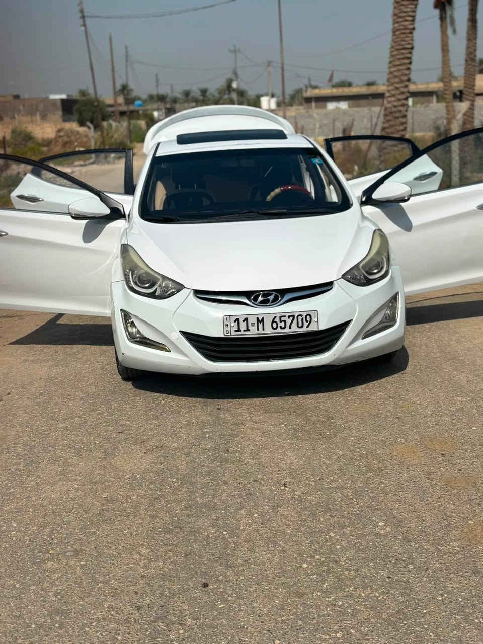 الانتره2016 خليجي رقمه بغداد
مكينه وكير مكفولات 
سنويه ٢٠٢٧ باسمي مداور ثاني يوم 
مكينه 1800 
حداديه جديده شديته بس عوزه مشط 
تبريده ثلج 
تخم تاير 
السياره نضيفه وحلوه استعمال شخصي 
اكله فئه 
فتحه مري شفط تحكم ستيران 
حادثه ٤ قطع بدون دواخل 
سياره جاهزه من كلشي 
مكانه كربلاء طوريج 
***********
