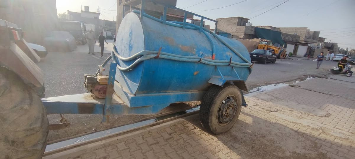 مقطوره ماء جديده 5 ملم للبيع سعه 18 برميل الاتصال ***********
