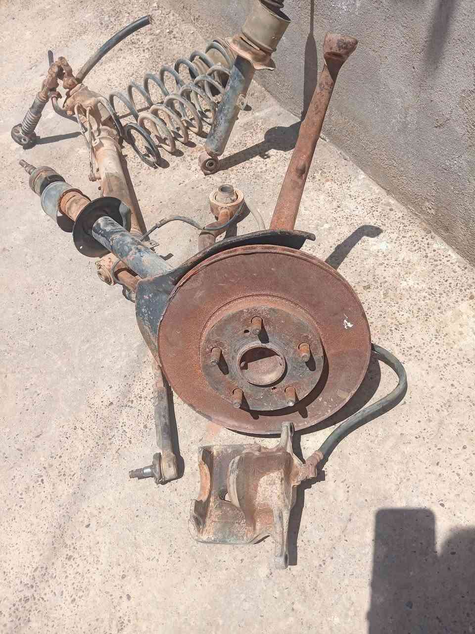 صدر ملكة كامل مع وياله مشط ستيرن بور هوزنات كامله *********** /*********** بغداد
