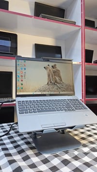Dell Precision 3551 • Quadro P620 • Core i5-10400H