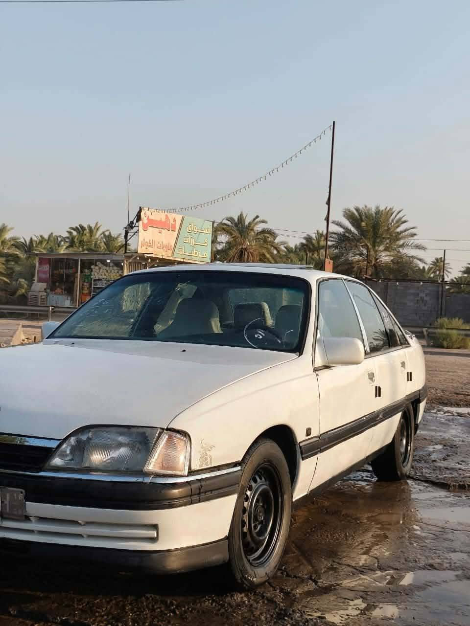 السلام عليكم مكلف بلنشر للبيع أوبل أوميكا مديل 92 رقم نجف شرط المداور سياره جاهزه مكينه كيرأكسن   بحاله جيده كرهبائيات جاهزه  حداديه تخم تاير  أبوصخير مفرك غماس للستفسار *********** السعر 22 بيه حك الجيه
