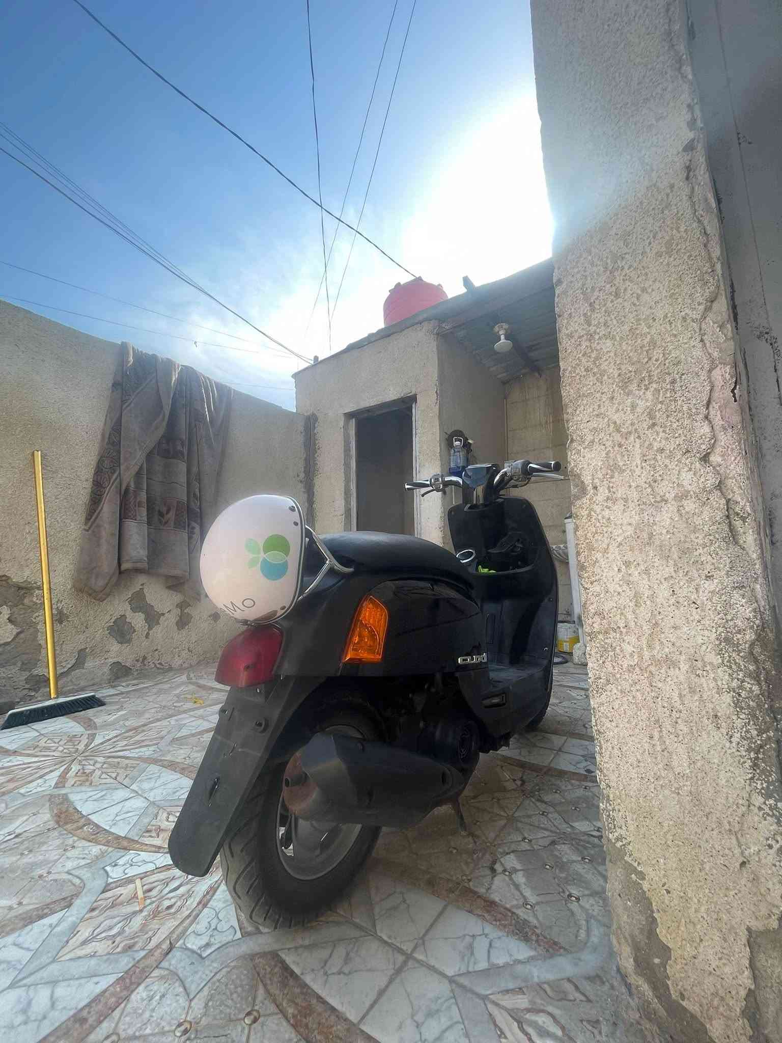 سلام عليكم دراجه بوليس كابريته ما مفتوحه ختم واحد بس الكفرات تجاريه وعلي نضاف كلش ألون لسواد تجي وشوف شوفت عينك دبلت امامي خلفي شغلات كهربايات شقالت كلشي شقال تجي وجيب فيتر وياك وعلي تراجع كفاله كتلك بس الكفرات تجاريه المكان بصره القبله سعر
850وبيه مجال الشراي يجي وبخدمتك منزله من الربه مليون ٢٠٠ وسبب البيع معتاز فلوس وتوازي عله بيعته وعلي دراجه تآكل الكاع خير من اللّٰه الي يحب يتواصل
***********
