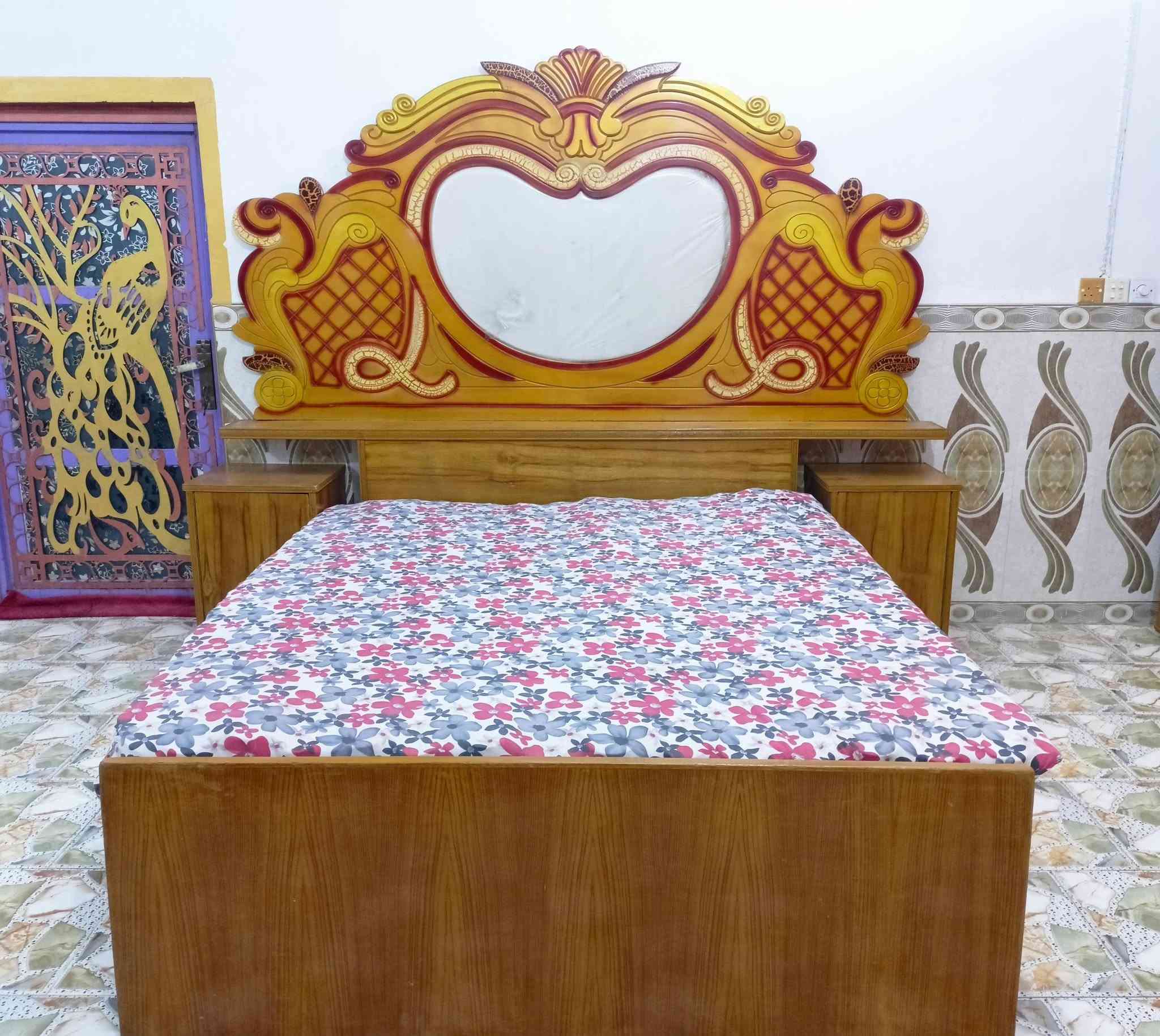 غرفه صاج • نضيفه • دوشك