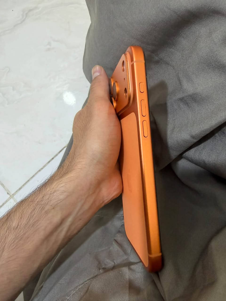 آيفون ١٧ برو ماكس • ٢٥٦ • بطارية 100%