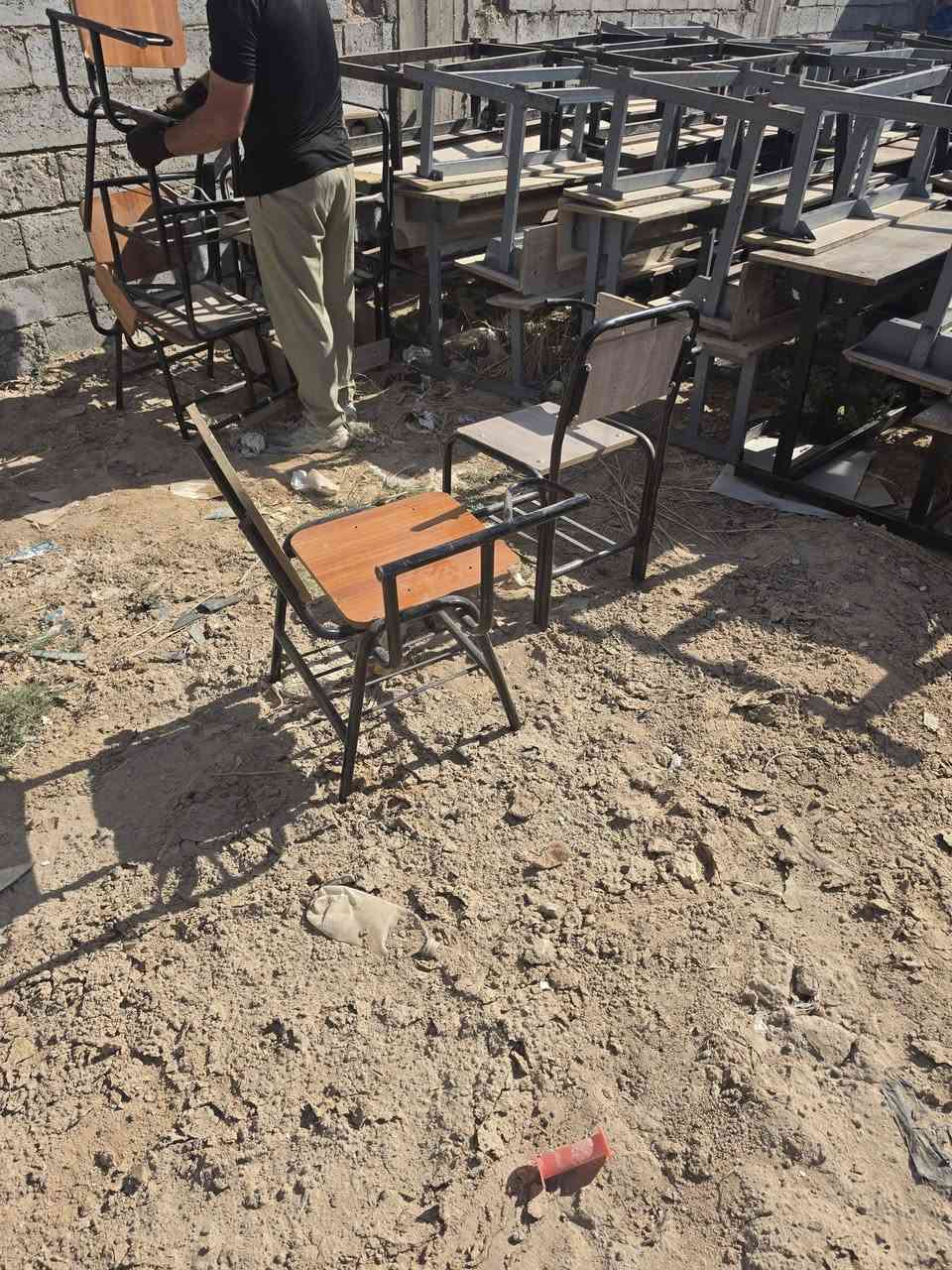 للبيع رحلات مدرسيه زوجيه وفرديه مع كراسي الكوفه 
***********

