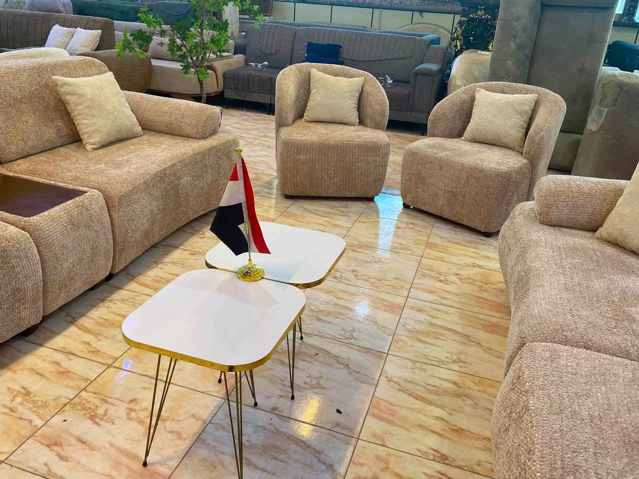 موديل الباندة رجع توفر بأحدث أصدار يمنة 💯✅
قماش خاولي 
مقعد طبي 100%
يدات سلايت 
ظهر سلايت يتحول سرير
جميع القطع مجزئه 
طبلة وسيطة جوكر 
منفذ شاحن usb,,tbc
البيع بالنقد والتقسيط ☑️☑️
البيع جملة ،،،ومفرد☑️☑️
خدمة توصيل جميع محافظات العراق بأسعار مناسبة 
***********
