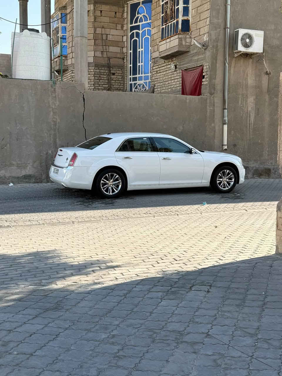 اوباما ١٢ كفاله ماعدا بارد اثنان جاملغ مقسم فقط تخم تاير حداديه جديد مكينه  بصره الزبير ***********

نص مكتوب في الصور:
- @c900__ من تعليق TikTok