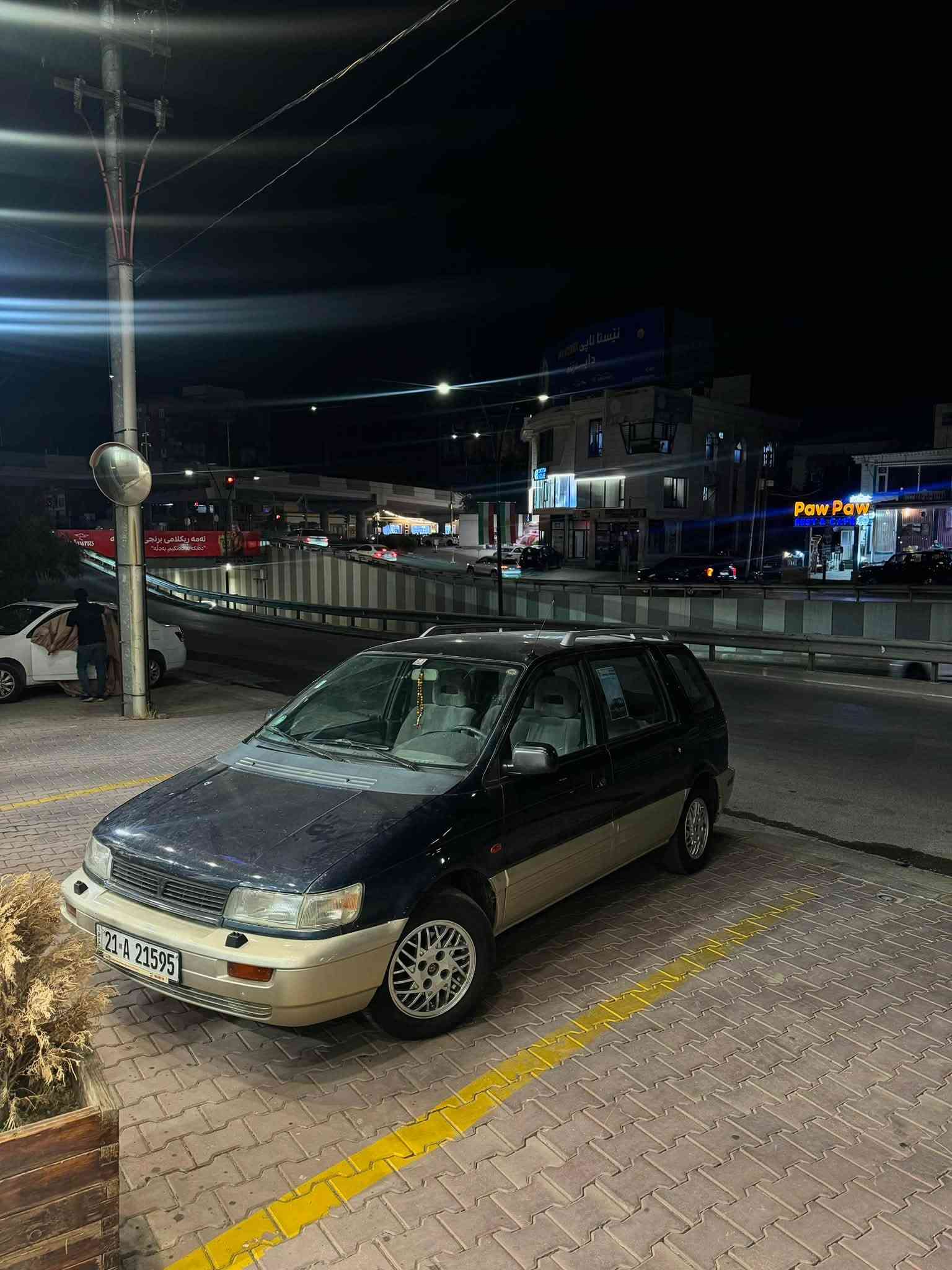 سبيس واكون • ٧ راكب • ٢٤٠ الف