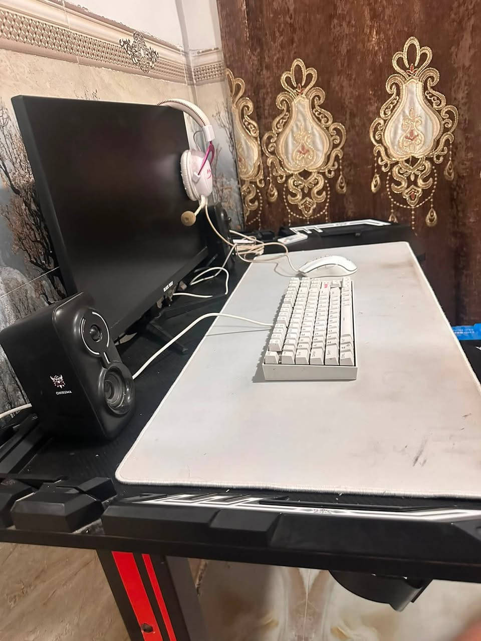شباب الغراض كله اصليه لاستفسار ***********
