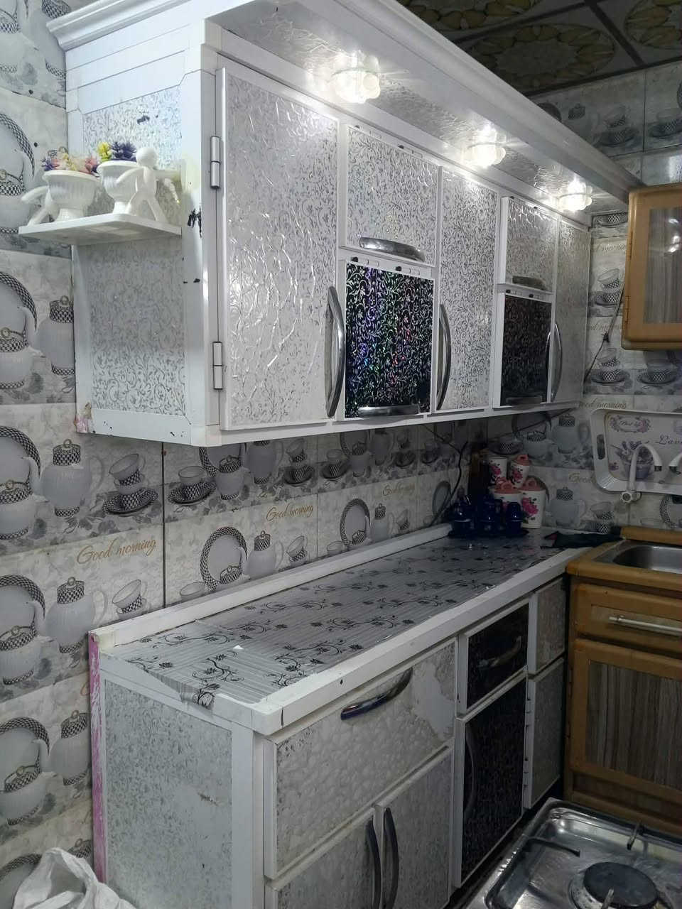 سلام عليكم كاونتر ٤قطع سعركلي ٣٠٠ بيهن مجال عنوان نجف حي مكرمه *********** بي واساب
