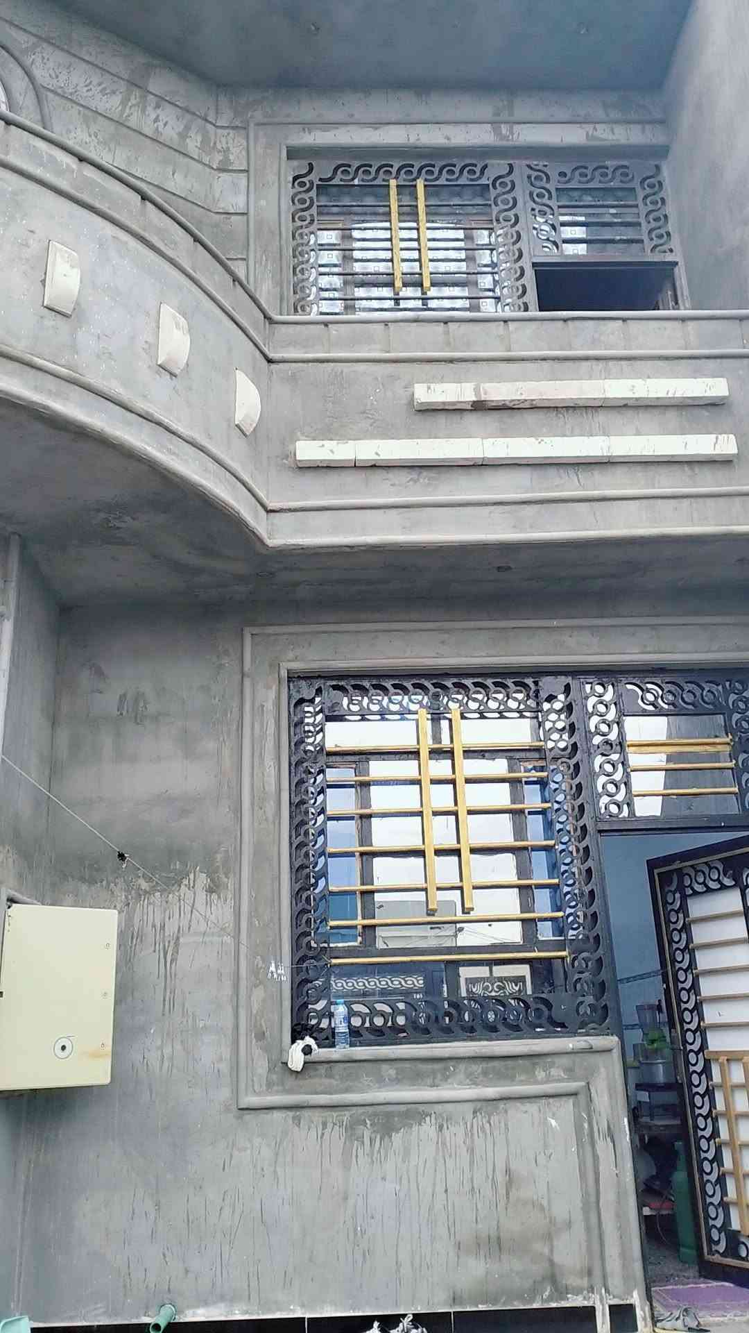 عويسيان خريبط • ٢٠٠م • ٦ غرف