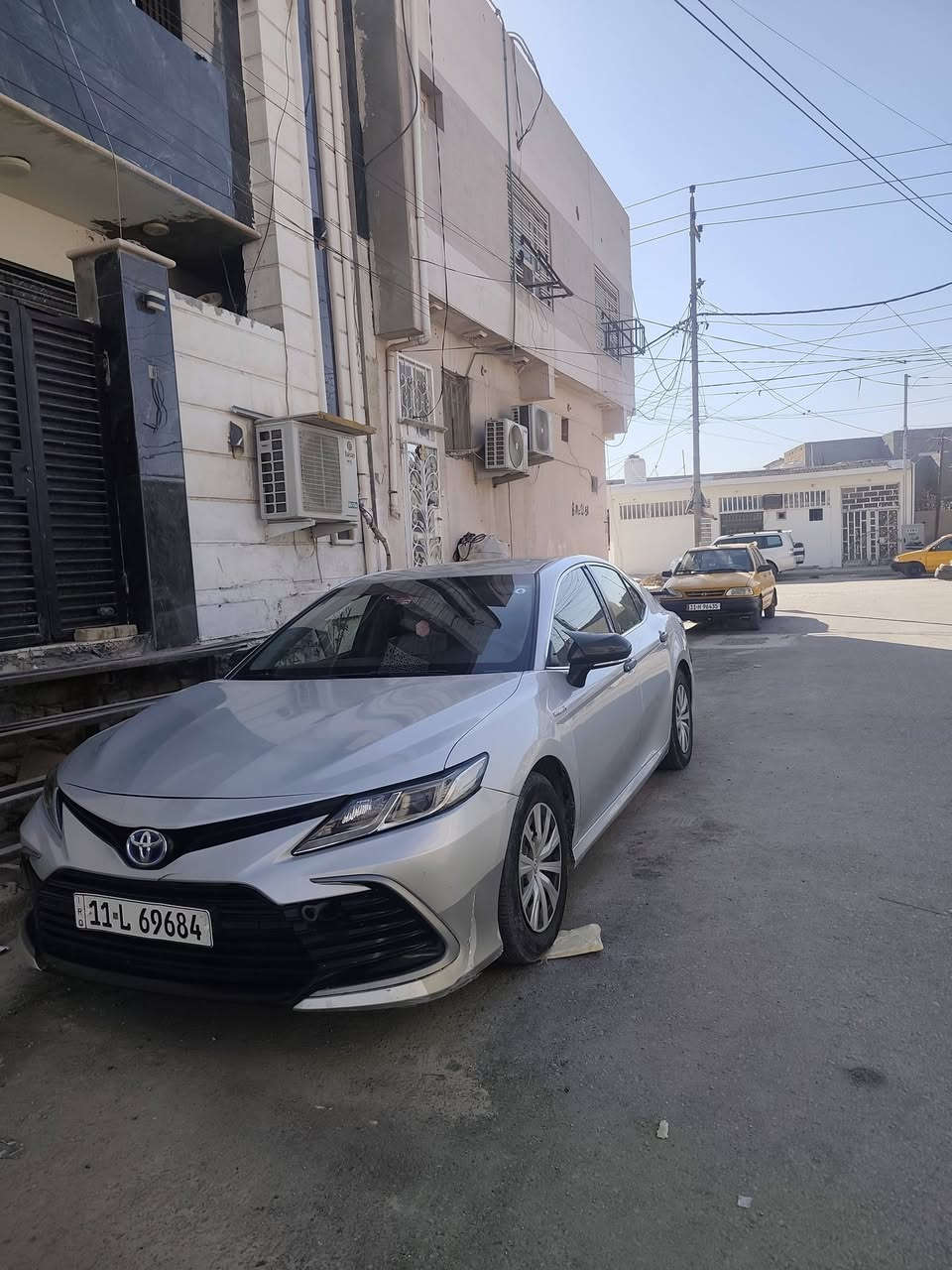 كامري 2022 le
مواصفات سياره معروفة 
ماشي 58 
 بصمه تشغيل  
بصمة ابواب
دخول ذكي
لد نهاري 
 

داخل اسود 
 
٣ انظمة قيادة 
القماره مثقوبه 
رقم بغداد 
ضرر موضح بالصور بالتفصيل السونار 
السعر 163
عنوان سيارة الديوانية 

***********

