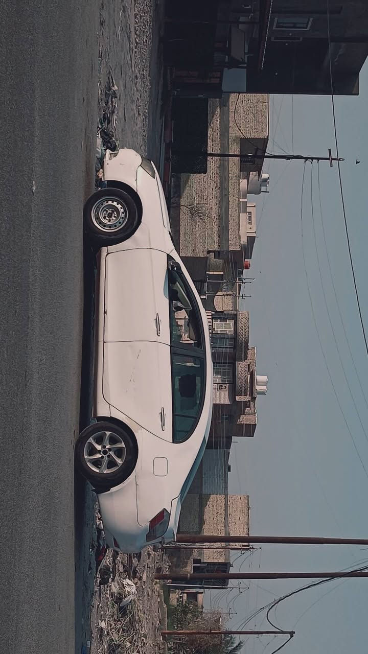 السلام عليكم جيلي ام كراند موديل ٢٠١٣ محوره كير او مكينه كورله سياره بسميي مكينه بيه خيط تبخير قليل السعر ٣٠ او بيه مجال حك الجيه  مكان شطره هاذ رقمي ***********
