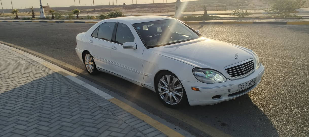 سلام عليكم من رخصة الادمن
مارسدس خواص مديل ٢٠٠٢ رقم بصره انكليزي السعر ٥٩ 
او مراوس بسياره ٧ راكب  رقمي *********** فاو, البصرة
